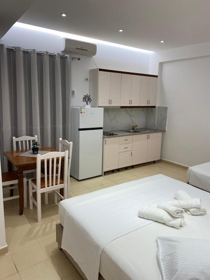 Hotel Moscopole คซามิล ภายนอก รูปภาพ