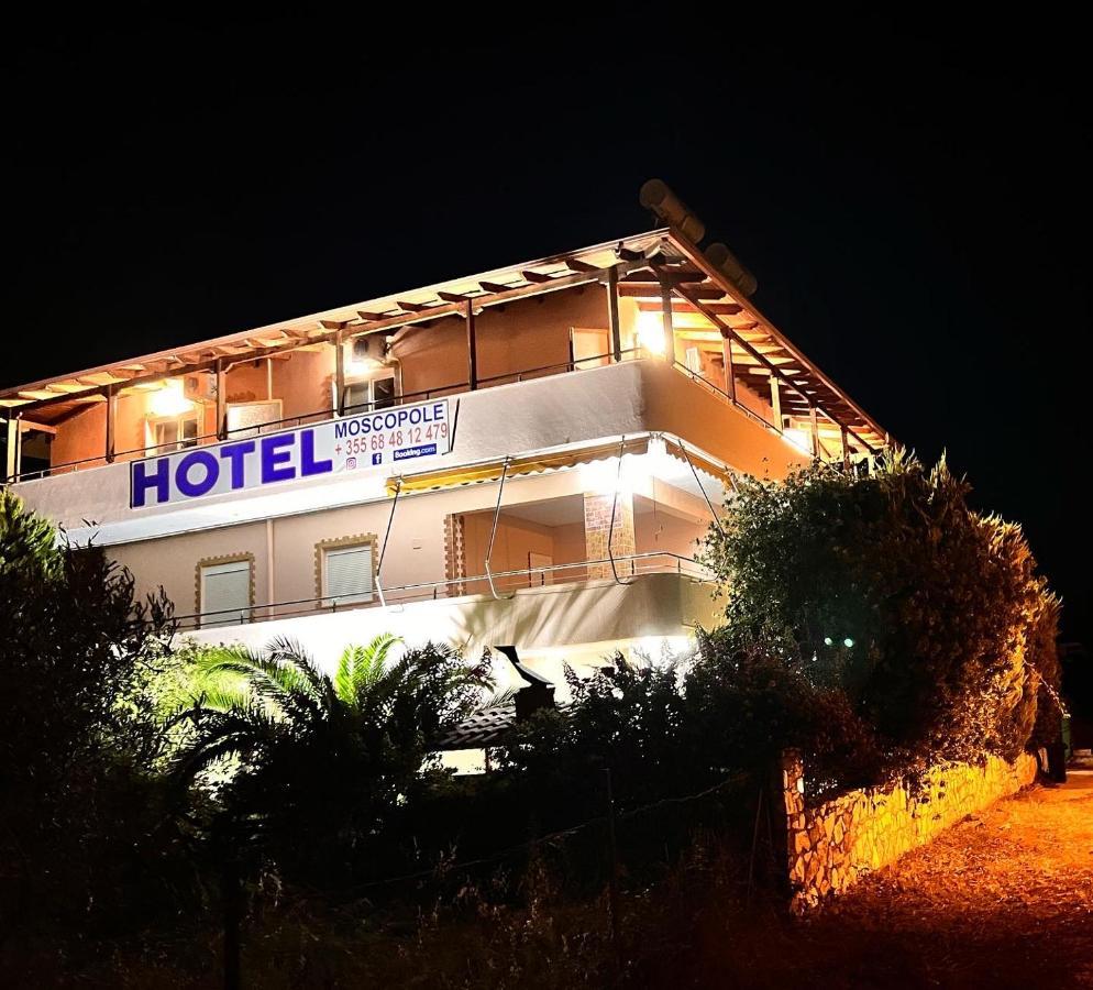 Hotel Moscopole คซามิล ภายนอก รูปภาพ