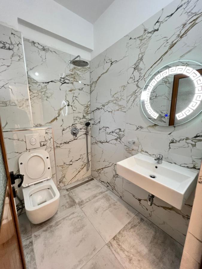 Hotel Moscopole คซามิล ภายนอก รูปภาพ