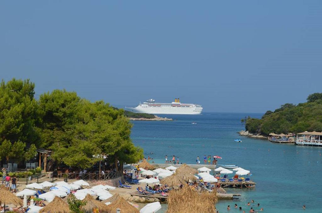 Hotel Moscopole คซามิล ภายนอก รูปภาพ